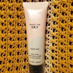 Mary Kay "Paint The SKY" body lotion